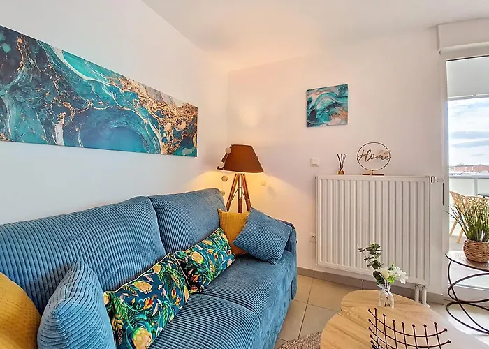 Chez Lady Mag - Neuf - Confort - Parking - Proche Centre-ville - Tram Apartment